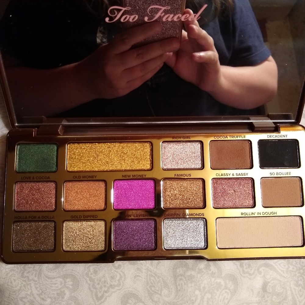 Too faced gold chocolate bar